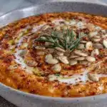 cremige Low-Carb Kürbissuppe - featured image