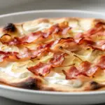 Flammkuchen mit Speck - featured image